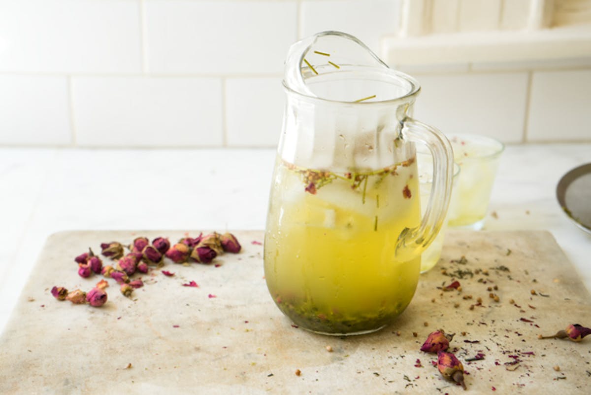 How to Make Green Tea and Black Tea Mix: Easy Recipes for a Delicious and Healthy Drink