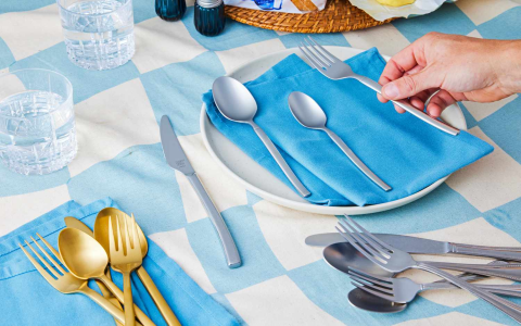 Complete Mikasa Tea Set: Whats Usually Included? (Find Out About Pieces and Accessories)