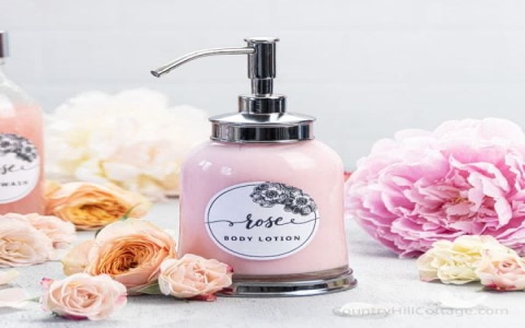 white tea and rose aromatherapy lotion
