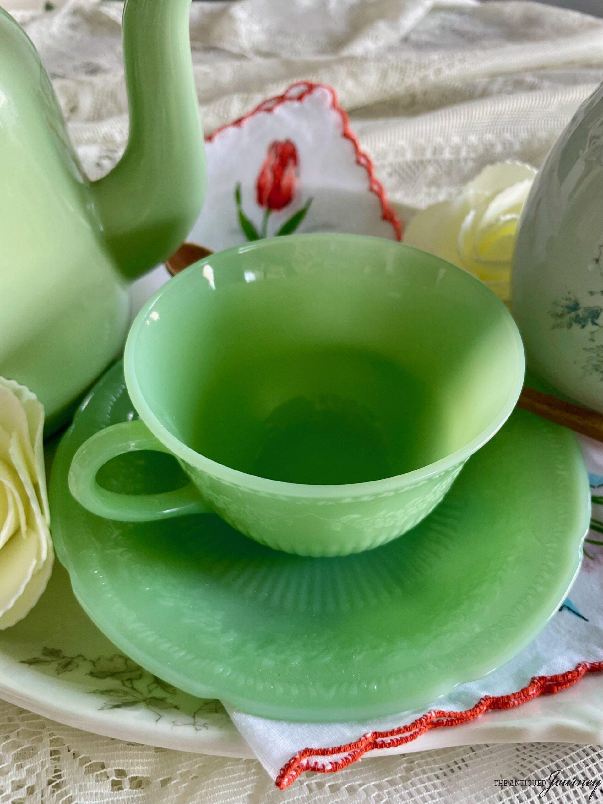 Jadeite Tea Set Guide: Everything a Beginner Needs to Know!