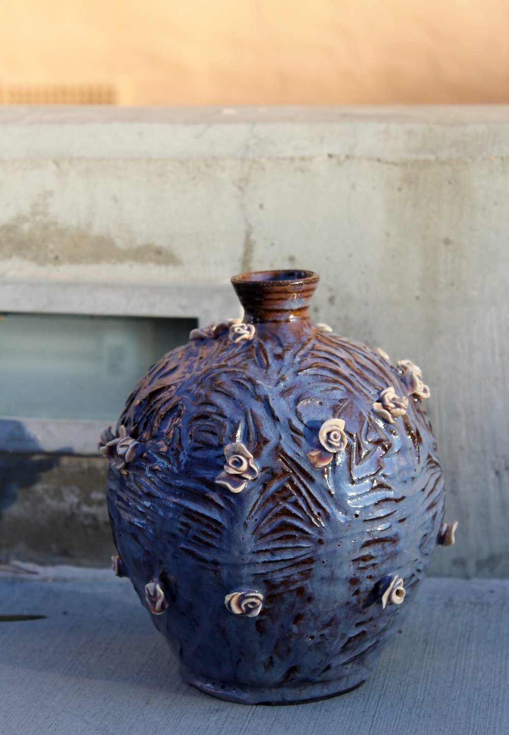 milk oolong pottery