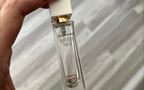 white tea ginger perfume
